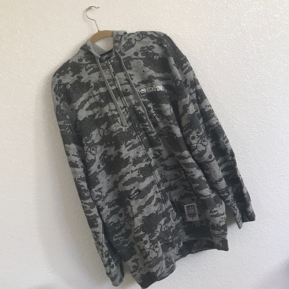 Gray zip up Ecko men’s hooded sweater